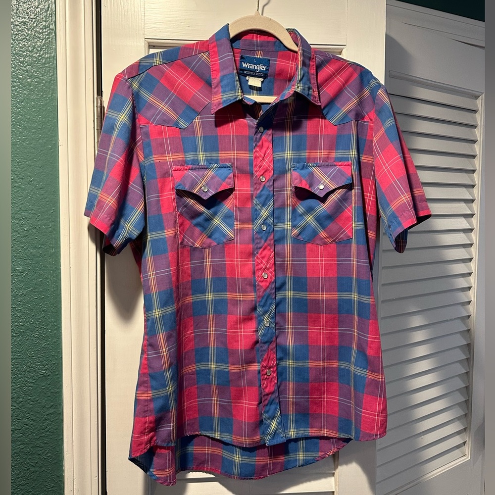 Large short sleeve vintage western Wrangler pearl snap shirt